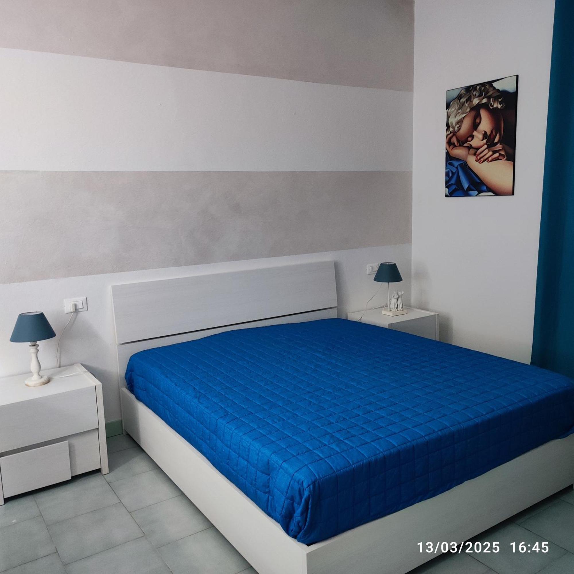 Casapatrizia B&B Сірміоне Екстер'єр фото